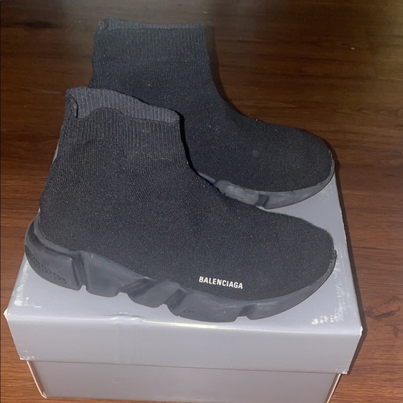 Childrens black Balenciaga sock sneakers. - Picture 2 of 5